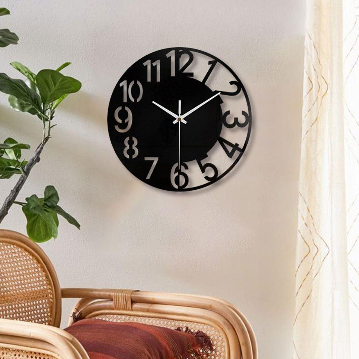 Clock 16